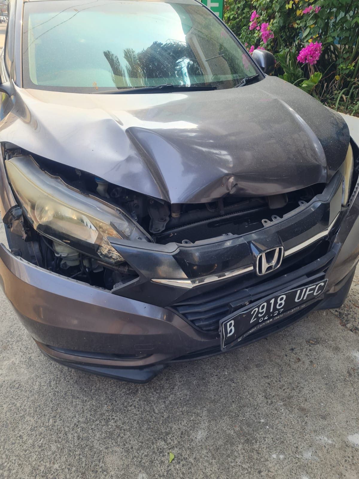 Perbaikan Mobil Honda HRV - Sebelum